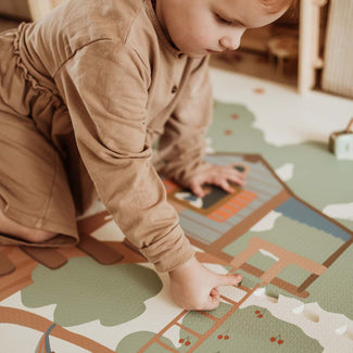 puzzlemat, storage box & mini house - treehouse