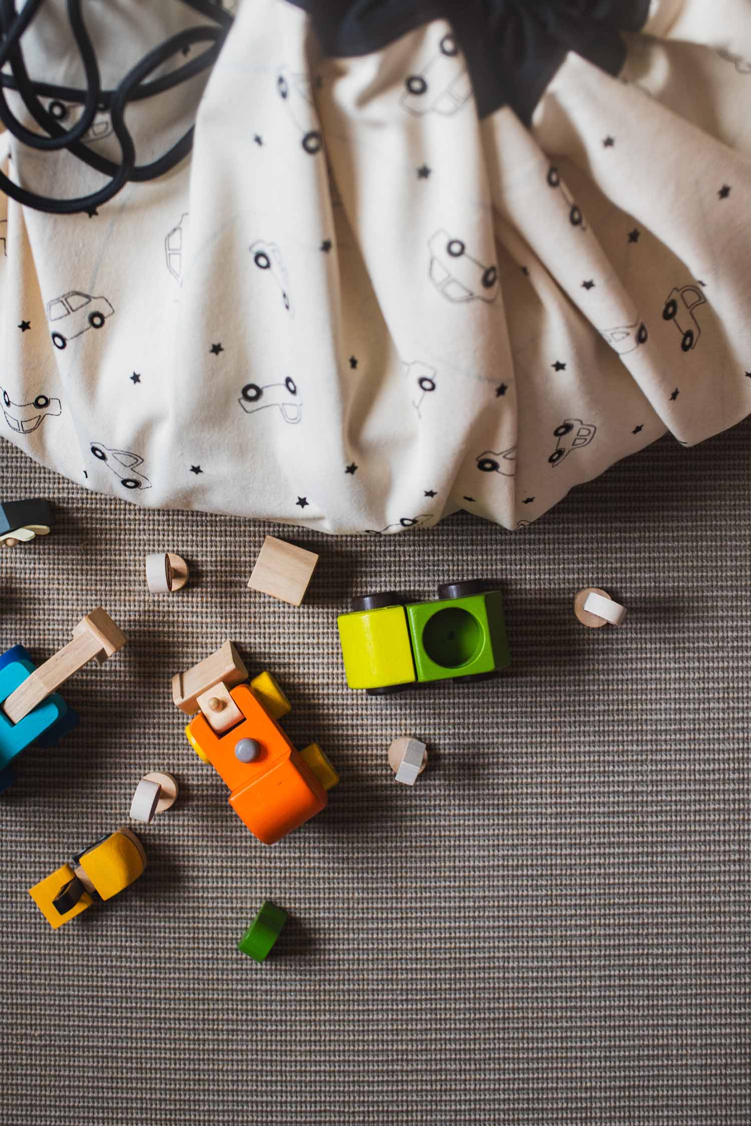 playville toy storage bag, cars print, closed bag, little wooden cars