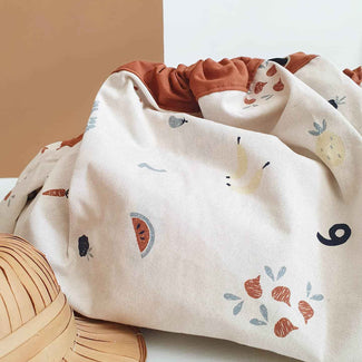Veggie numbers toy storage bag